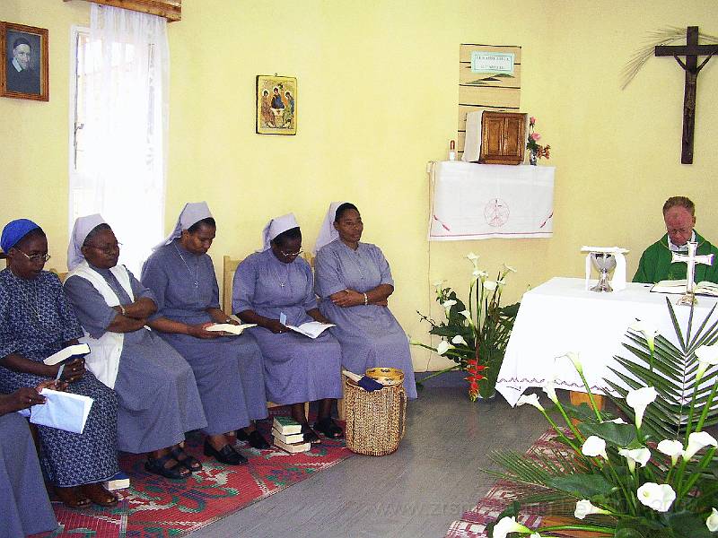 0003 Kapel  Zr. v. Lendelede in Kitjukuri.JPG